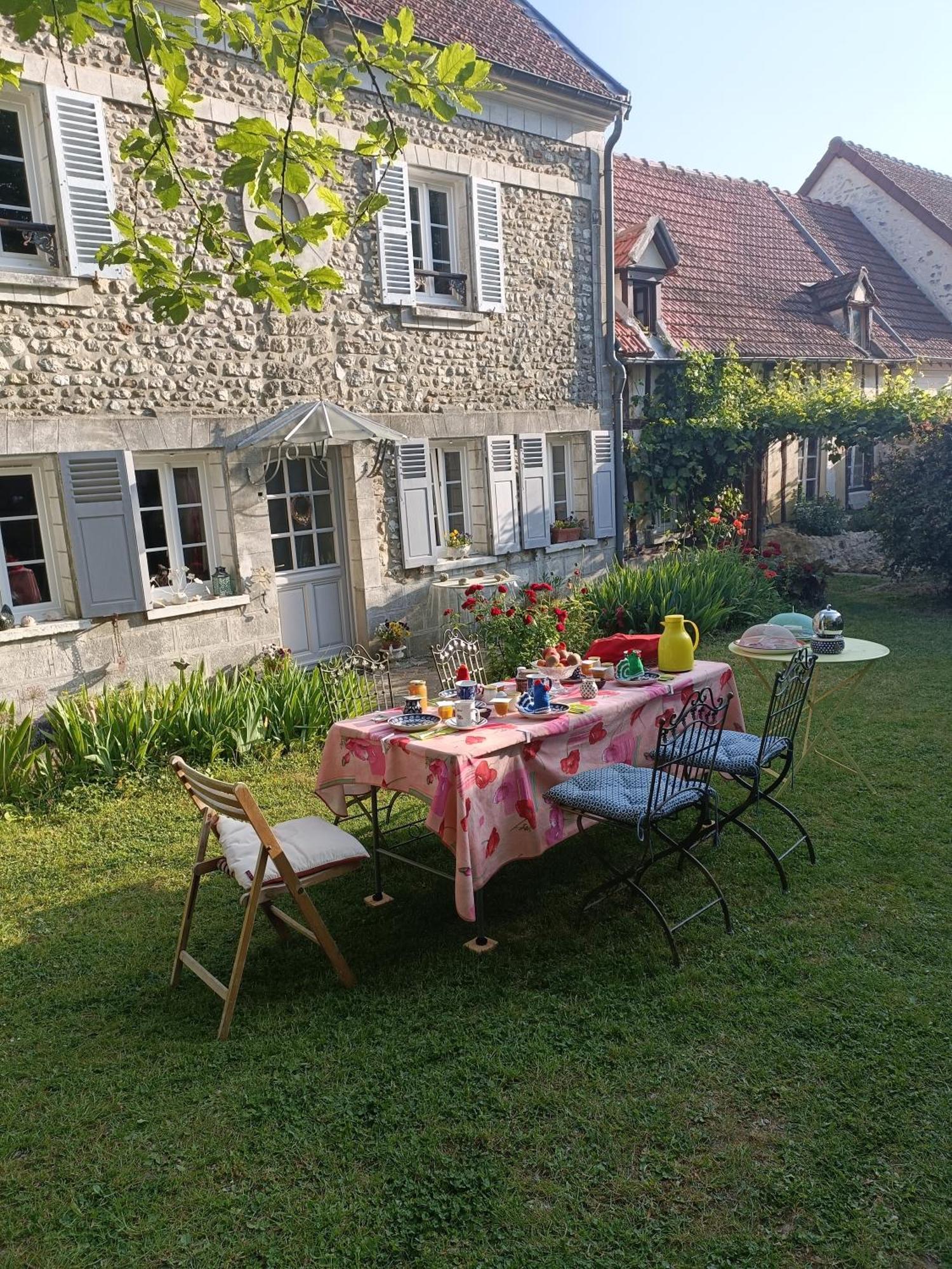 Saint-Just  Avenue Du Chateau מראה חיצוני תמונה